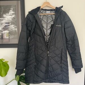 Columbia Black hooded Jacket Size Medium